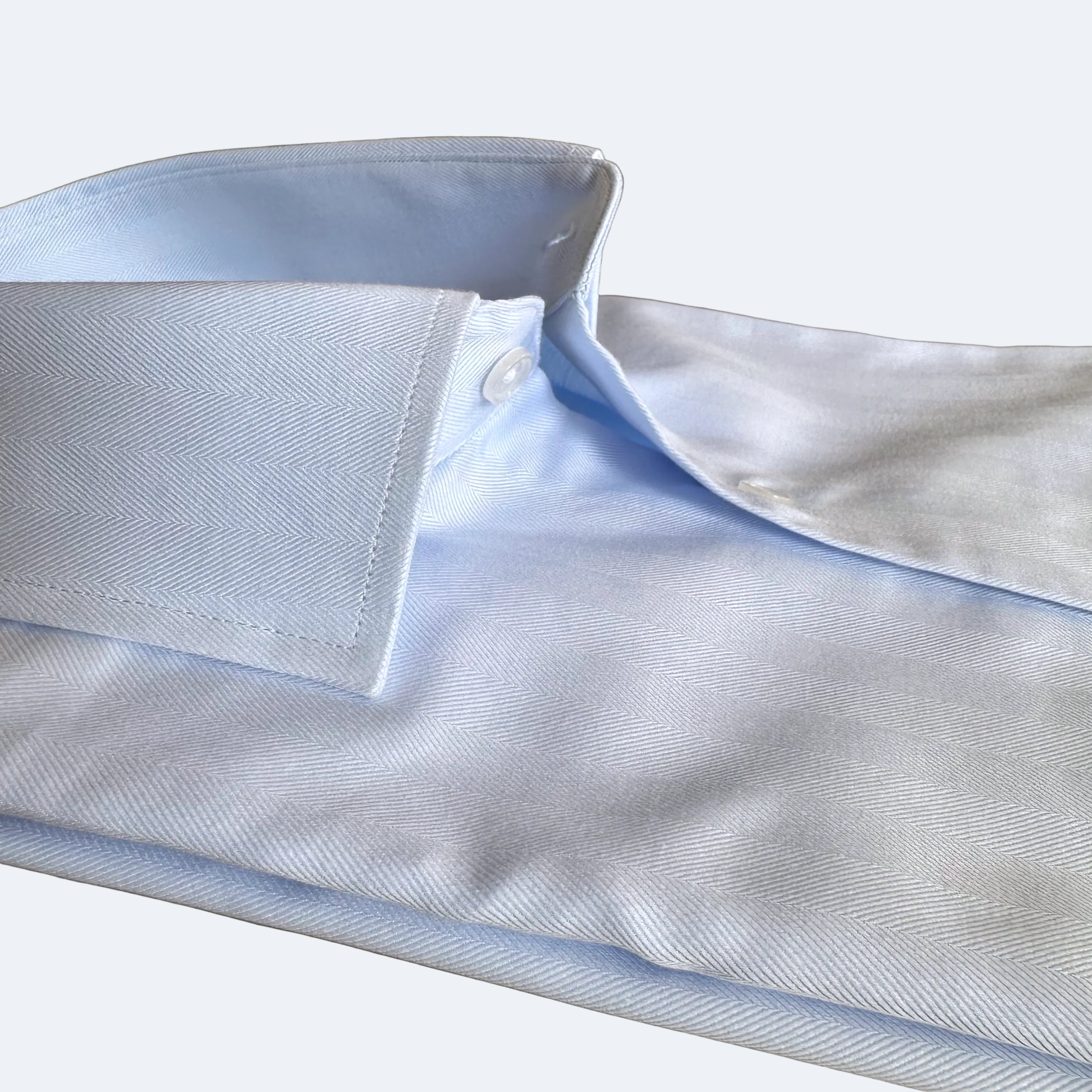 Hellblaues Herringbone Hemd  |  100% Baumwolle