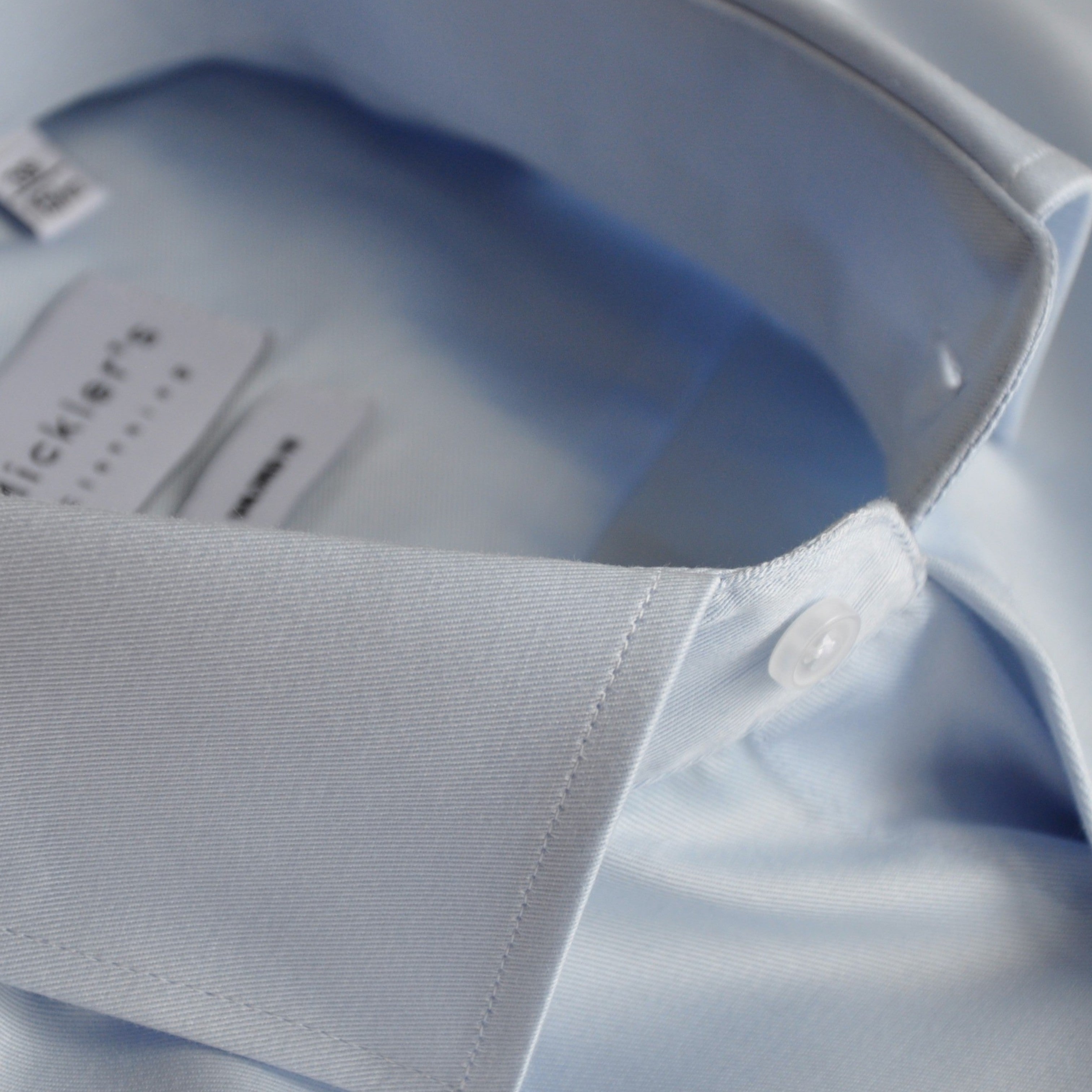 Hellblaues Twill-Hemd  |  100% Baumwolle