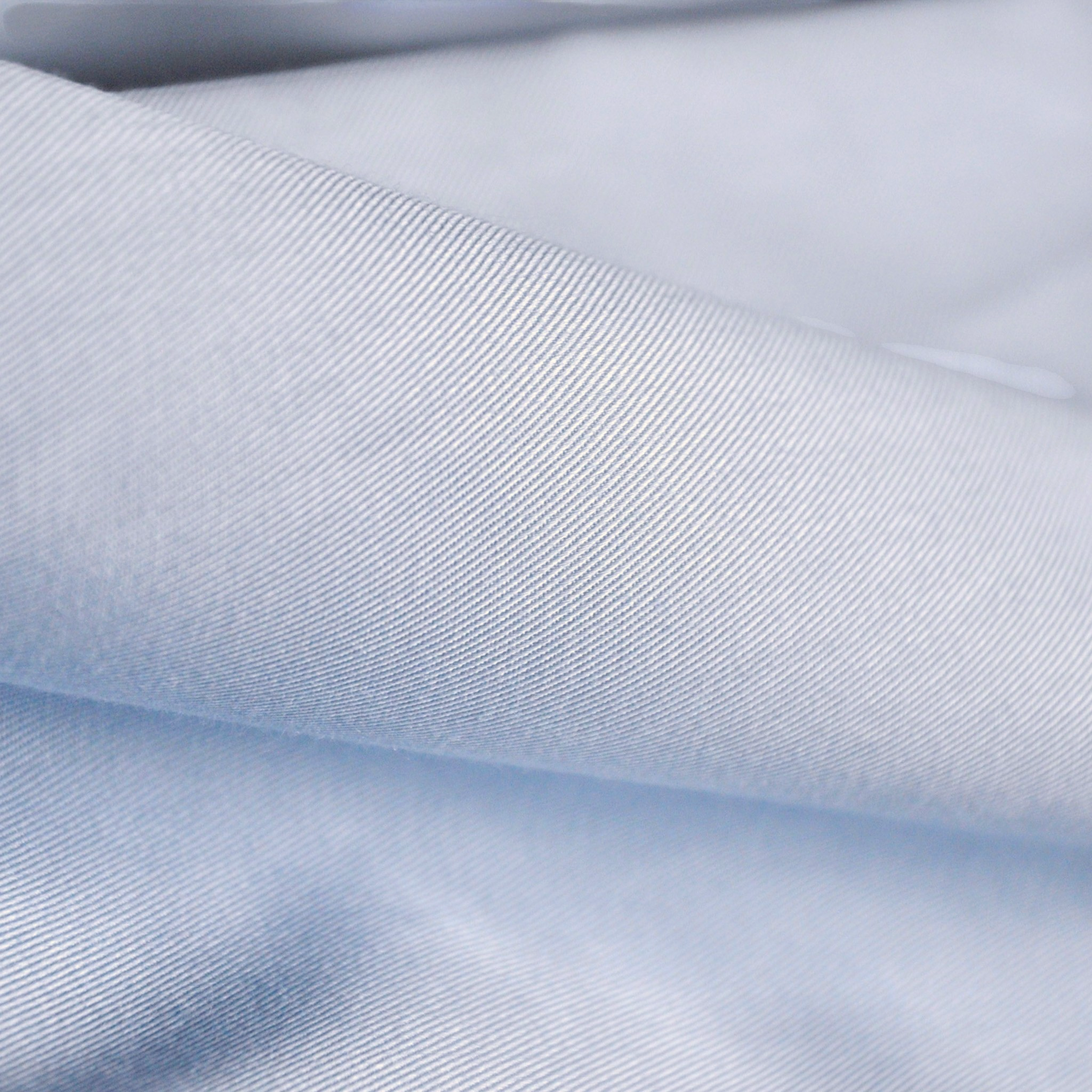 Hellblaues Twill-Hemd  |  100% Baumwolle